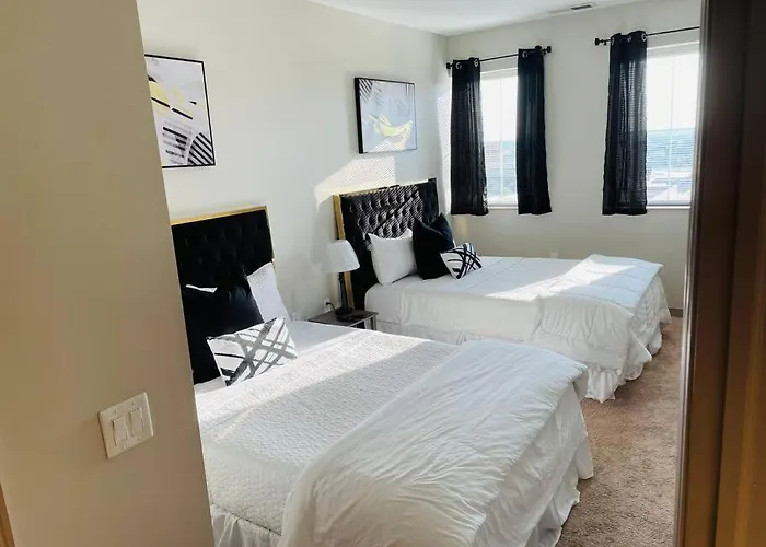 King + 2 Queen Bed - Heart Of Downtown Apartamento Columbus